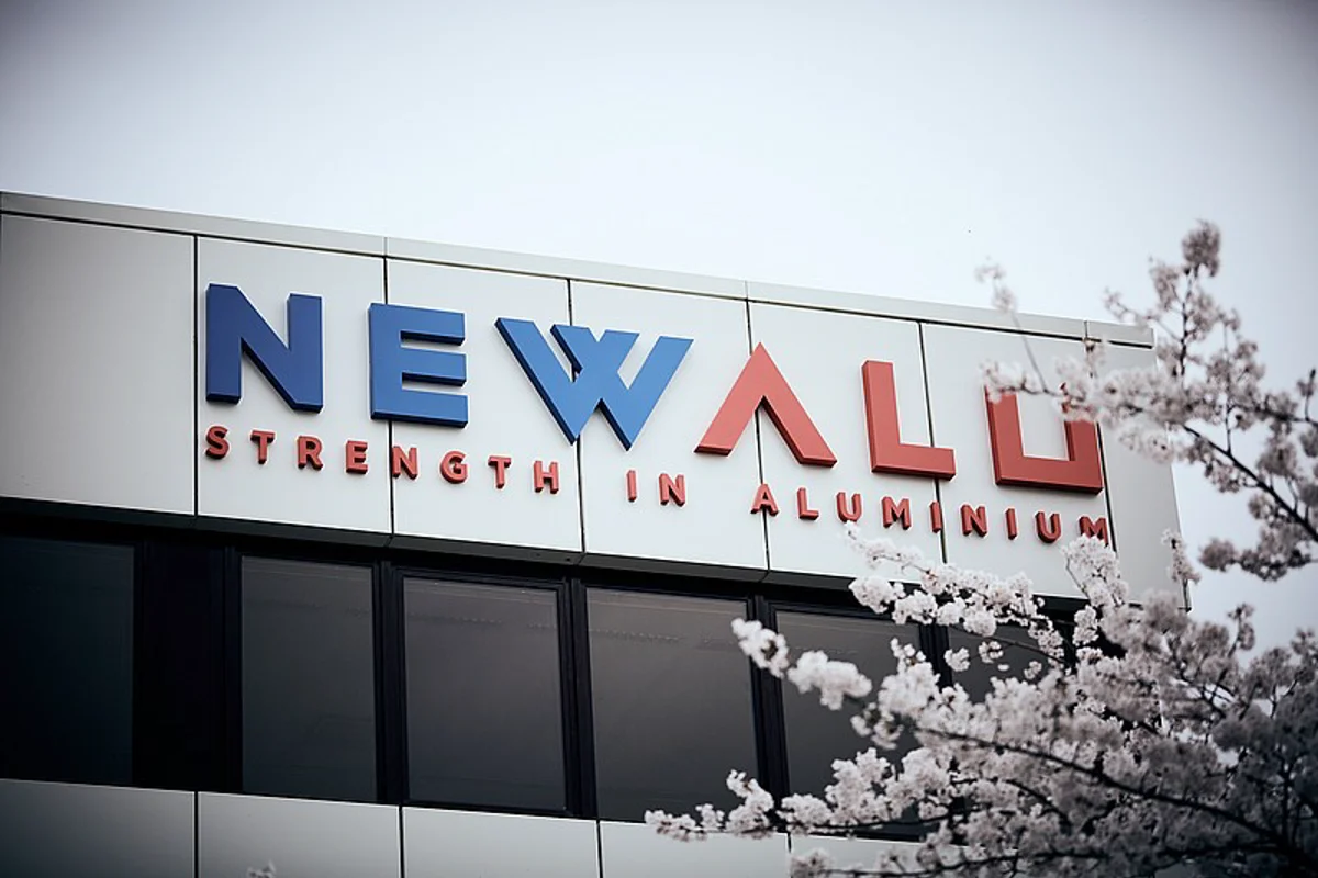 Aluminium treatment firm “Newalu” building new production lines for e-mobility in Delbrück