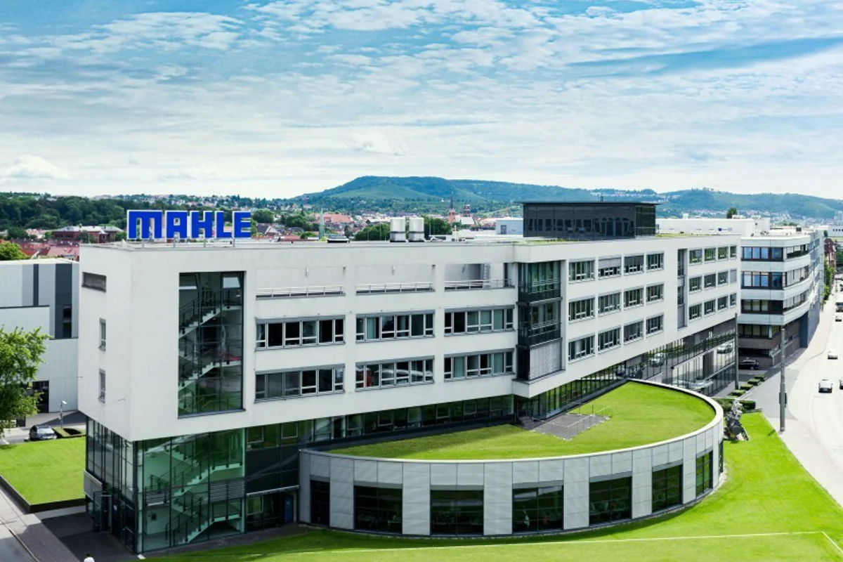 MAHLE jointly with PORSCHE and TRUMPF makes first-ever Aluminium pistons using 3D techniques