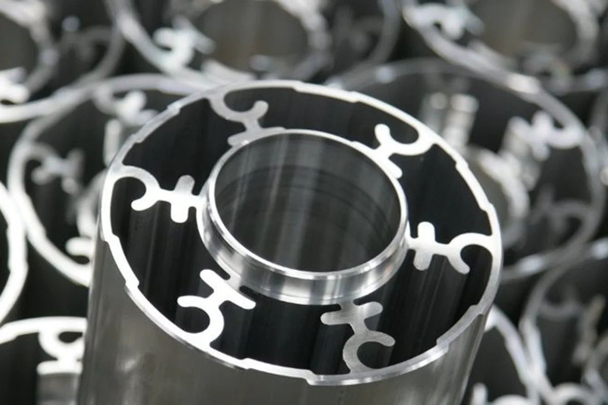 Coronavirus: Hydro cuts production at several extrusion sites