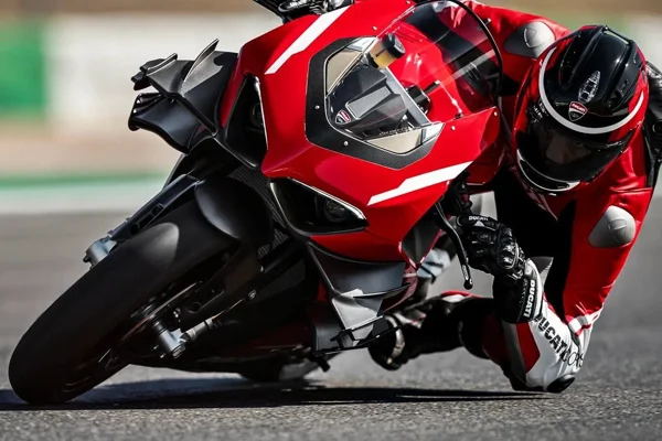 Ducati Superleggera V4: Bologna’s ever built powerful road bike with Aluminium component