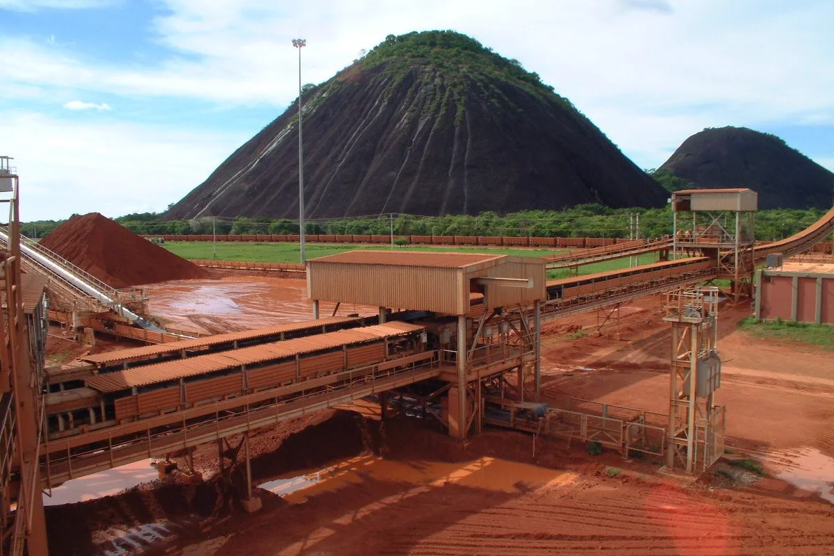 Bauxilum suspends bauxite, alumina production for unstable power supply and mismanagement