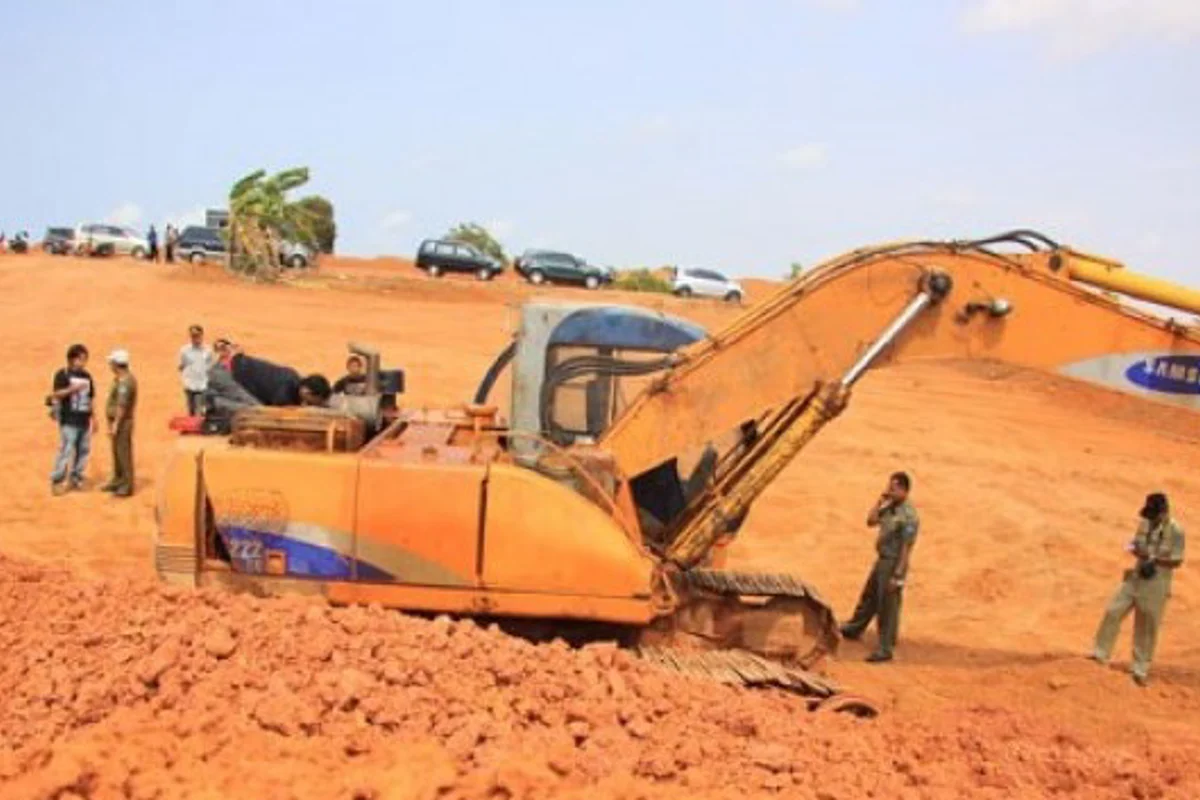 Indonesia considers expediting bauxite export ban after implementing nickel export ban from Jan 2020
