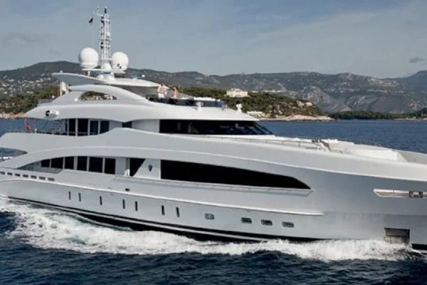 Heesen’s eighth superyacht in 5000 Aluminium Class begins sea trials