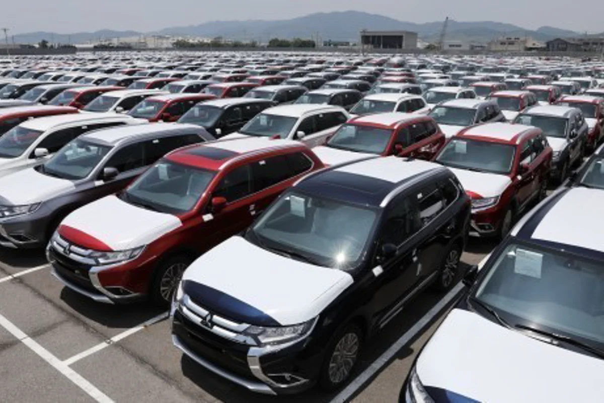 China’s passenger car sales drop 17.4% YoY in February; while NEV sales up by 53.6%