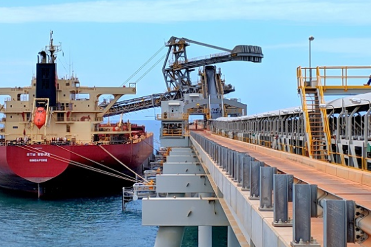 Rio Tinto loads first shipment of bauxite from Amrun mine