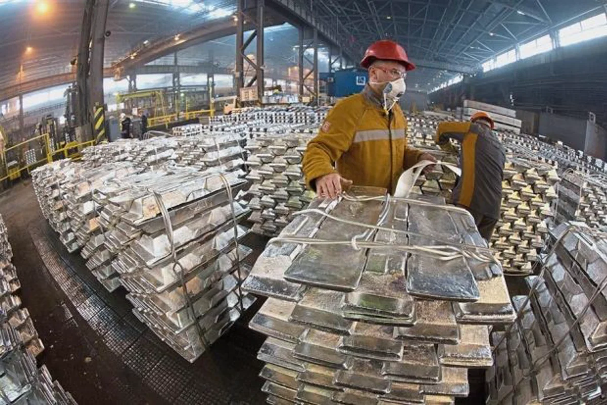 Russian government allocates 10 billion roubles for buying 50,000 tonnes of aluminium for state reserve