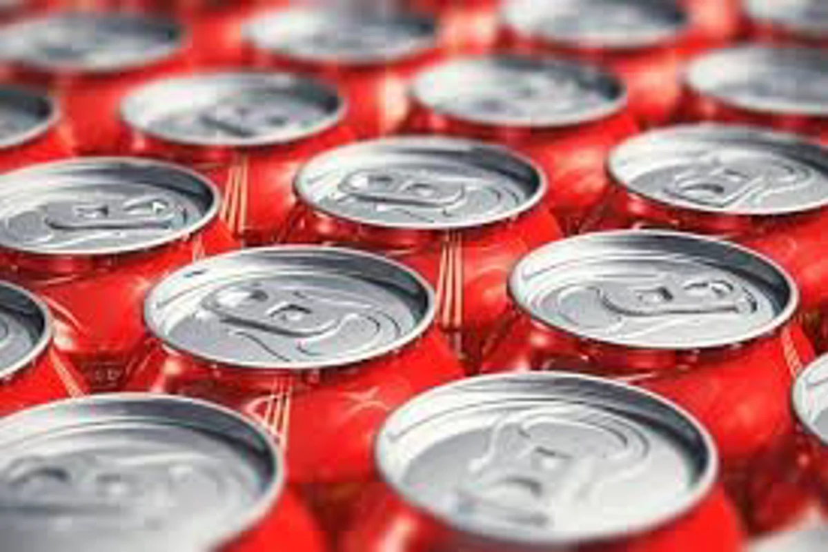 Canada reduces US-made aluminium-can tariff for beer can shortage