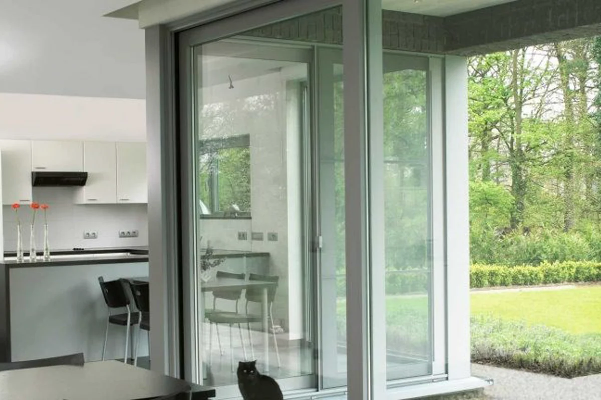 Kingfisher Windows adds new aluminium lift and slide door to its portfolio