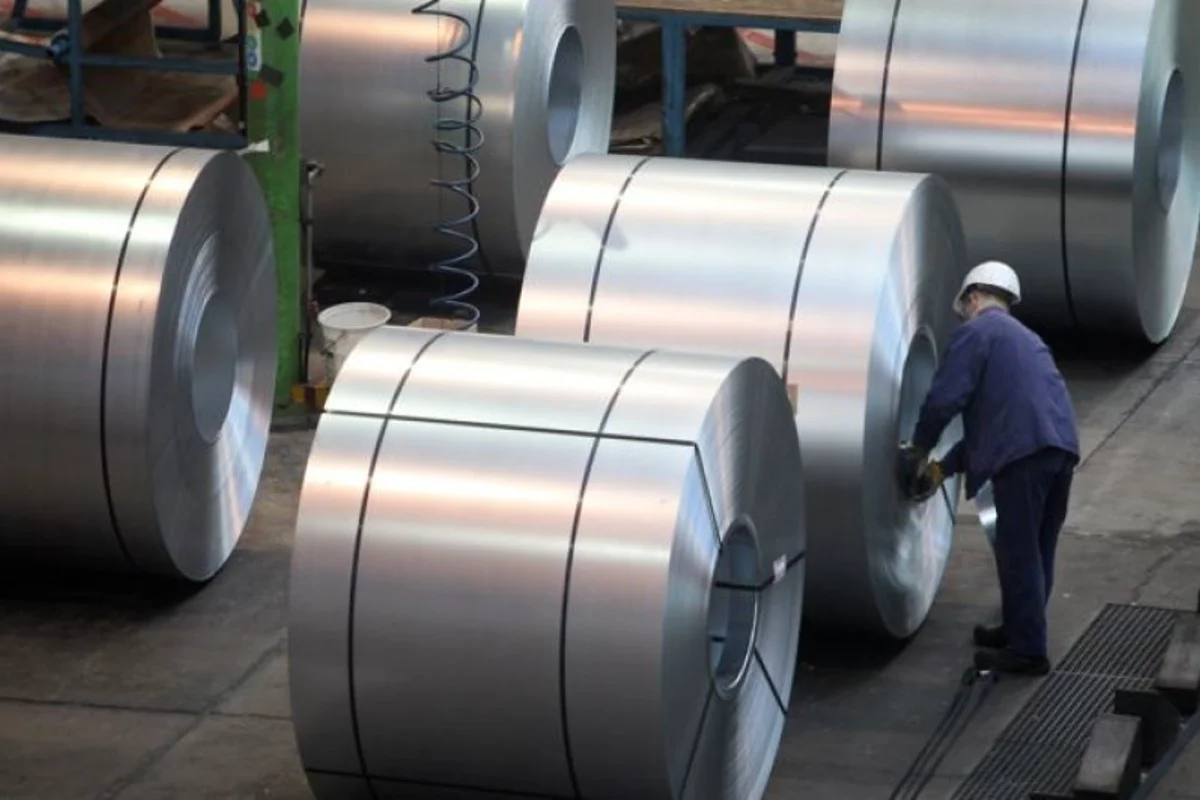 Kobe Steel says nearly 90 customers yet to confirm its products are safe