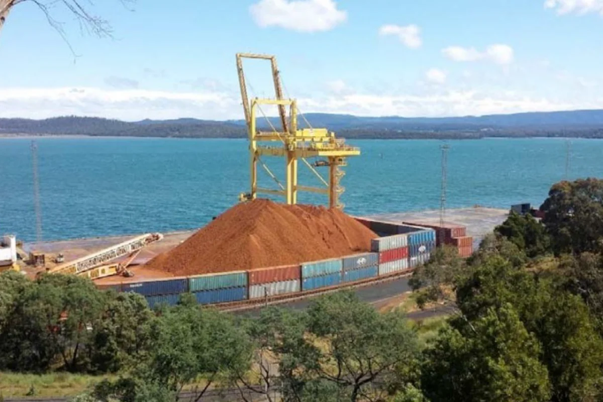 Australian Bauxite Ltd major shipments underway from Bell Bay Tasmania