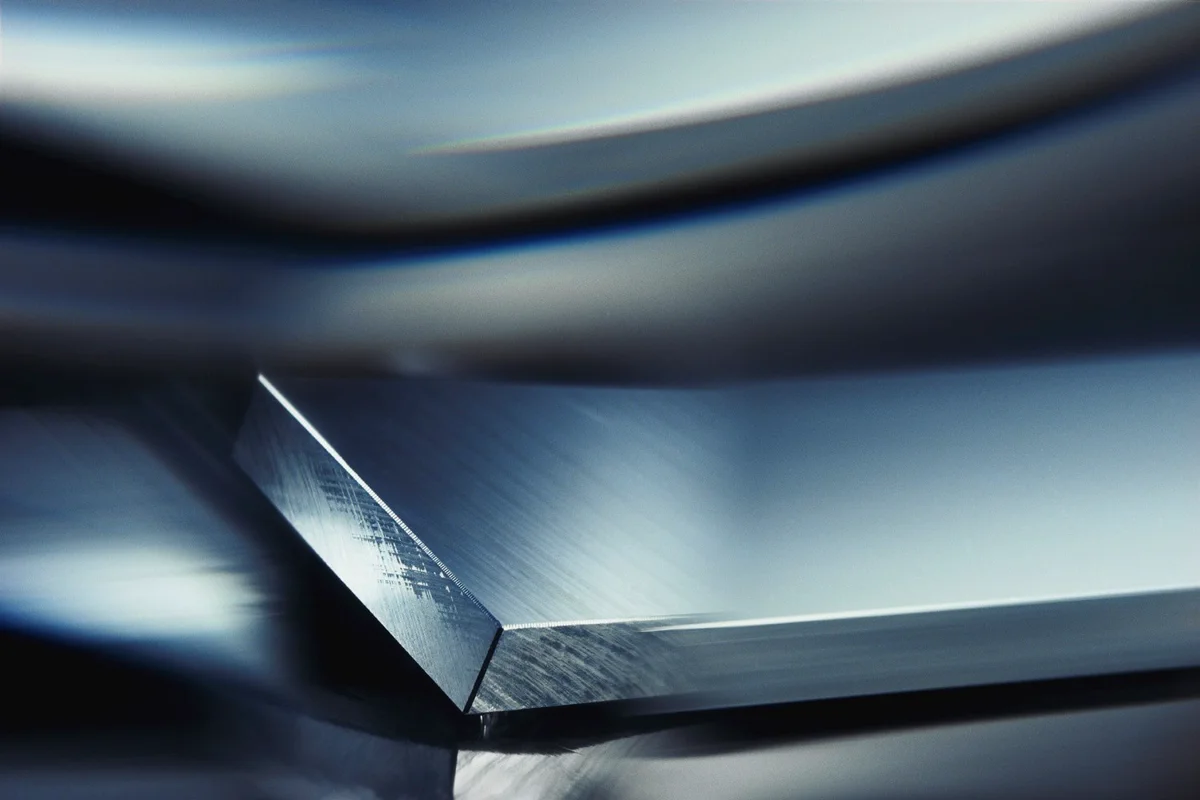Constellium signs multi-year contract with Bombardier to supply aluminium flat rolled products