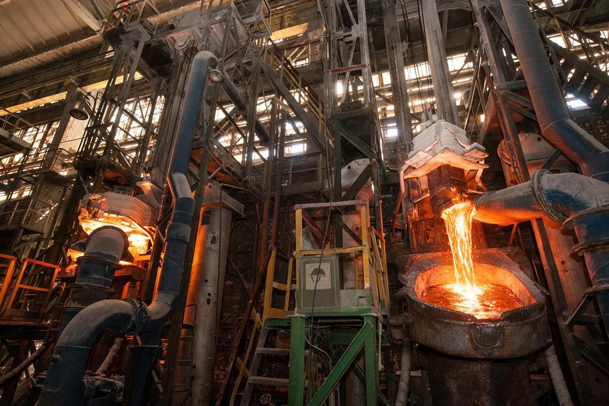 After three years of being offline, Slovalco's aluminium smelters are firing up again