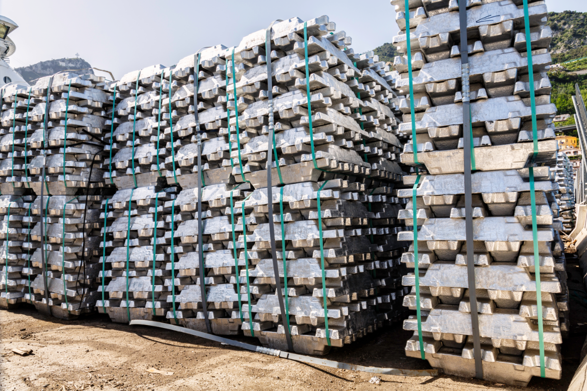 LME aluminium price rises to $3,310/t: Can EGA and Alba repairs bring back 2025 levels?