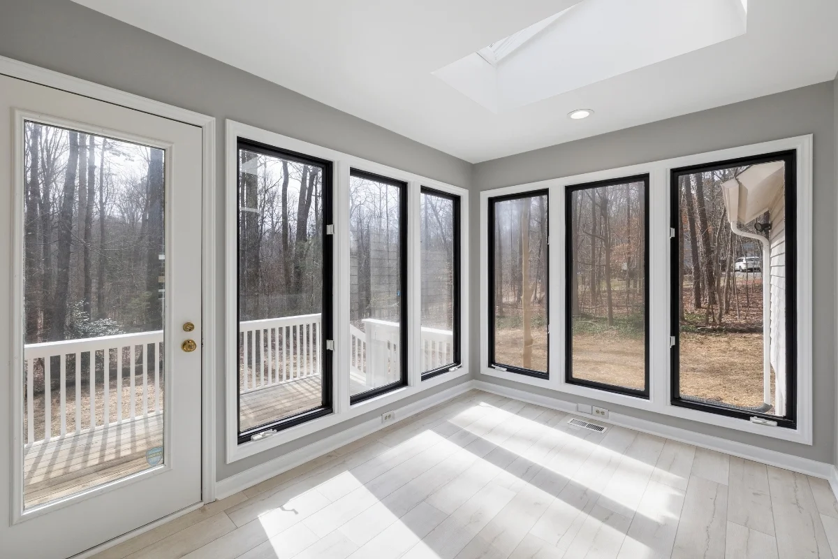 Integrated building solutions: DERCHI's OEM/ODM aluminium sliding window capabilities for high-value engineering projects